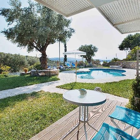 Sunny Place Resort Kranidi Exteriör bild
