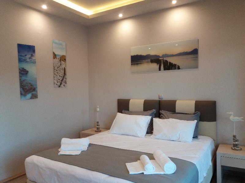 Sunny Place Resort Kranidi Exteriör bild