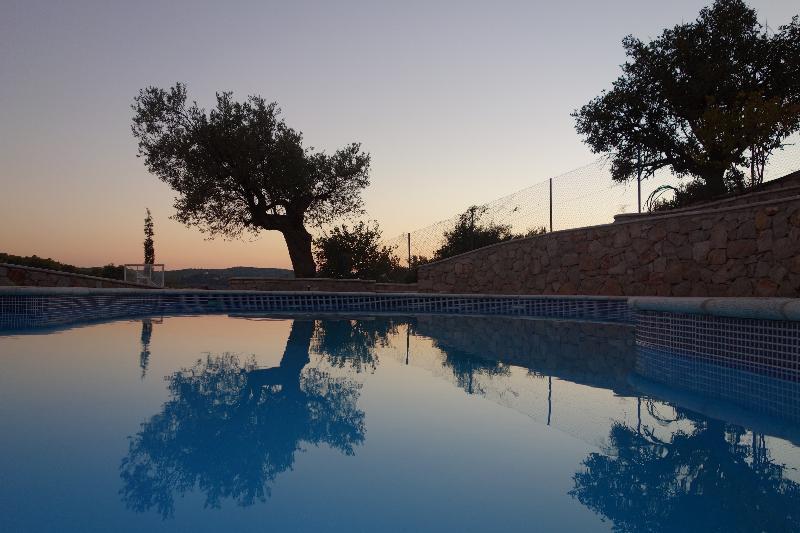 Sunny Place Resort Kranidi Exteriör bild